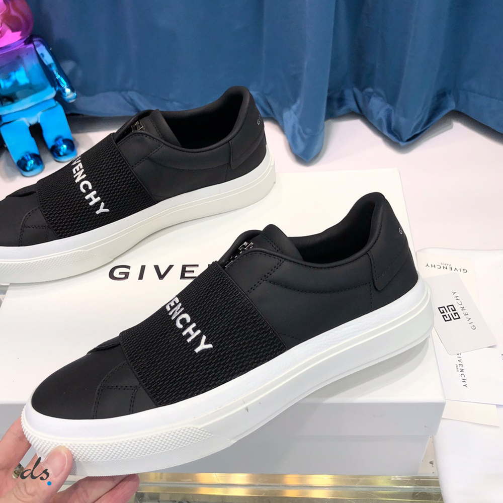 GIVENCHY Sneakers in leather with GIVENCHY webbing Black (4)
