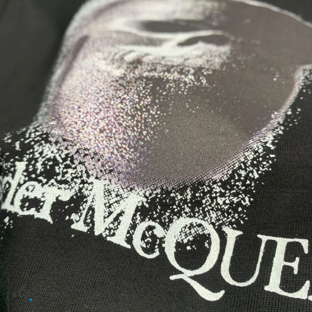 Alexander McQueen Mens Skull Motif T-shirt in Black (6)