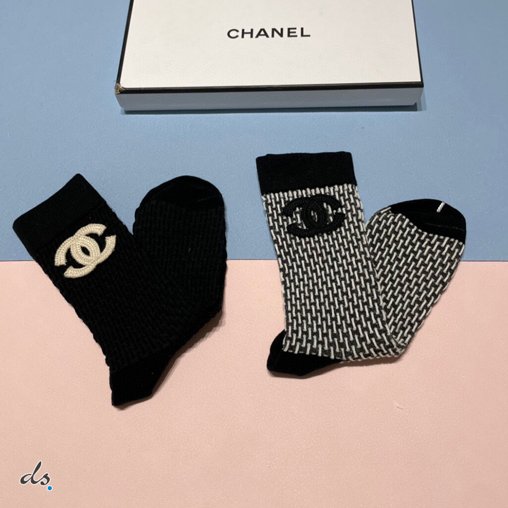 CHANEL ONE BOX AND TWO PAIRS HIGH LENGTH SOCKS  (3)