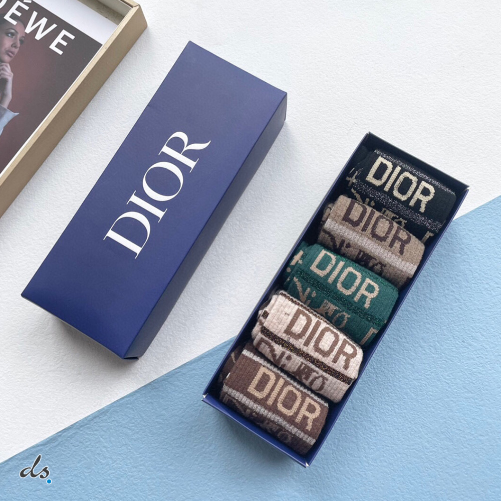 DIOR ONE BOX AND FIVE PAIRS HIGH LENGTH SOCKS (3)