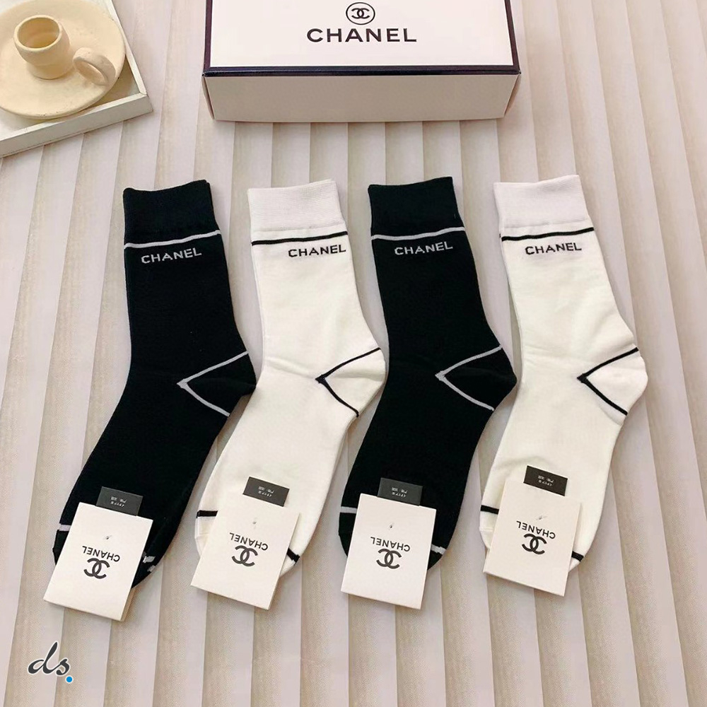 CHANEL ONE BOX AND FOUR PAIRS CLASSIC MID LENGTH SOCKS WHITE AND BLACK (2)