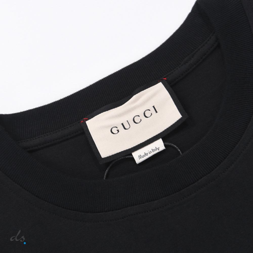 Gucci  Oversize washed T-shirt with Gucci logo Black (2)