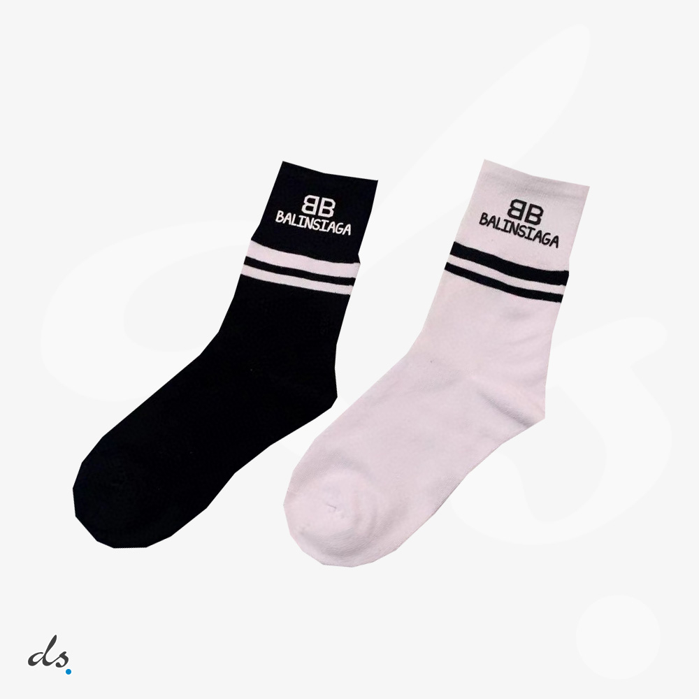 amizing offer BALENCIAGA ONE BOX AND TWO PAIRS HIGH LENGTH SOCKS WHITE AND BLACK
