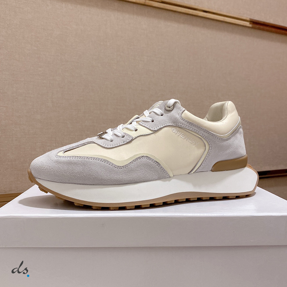 GIVENCHY GIV Runner sneakers in suede, leather and nylon Cream (2)