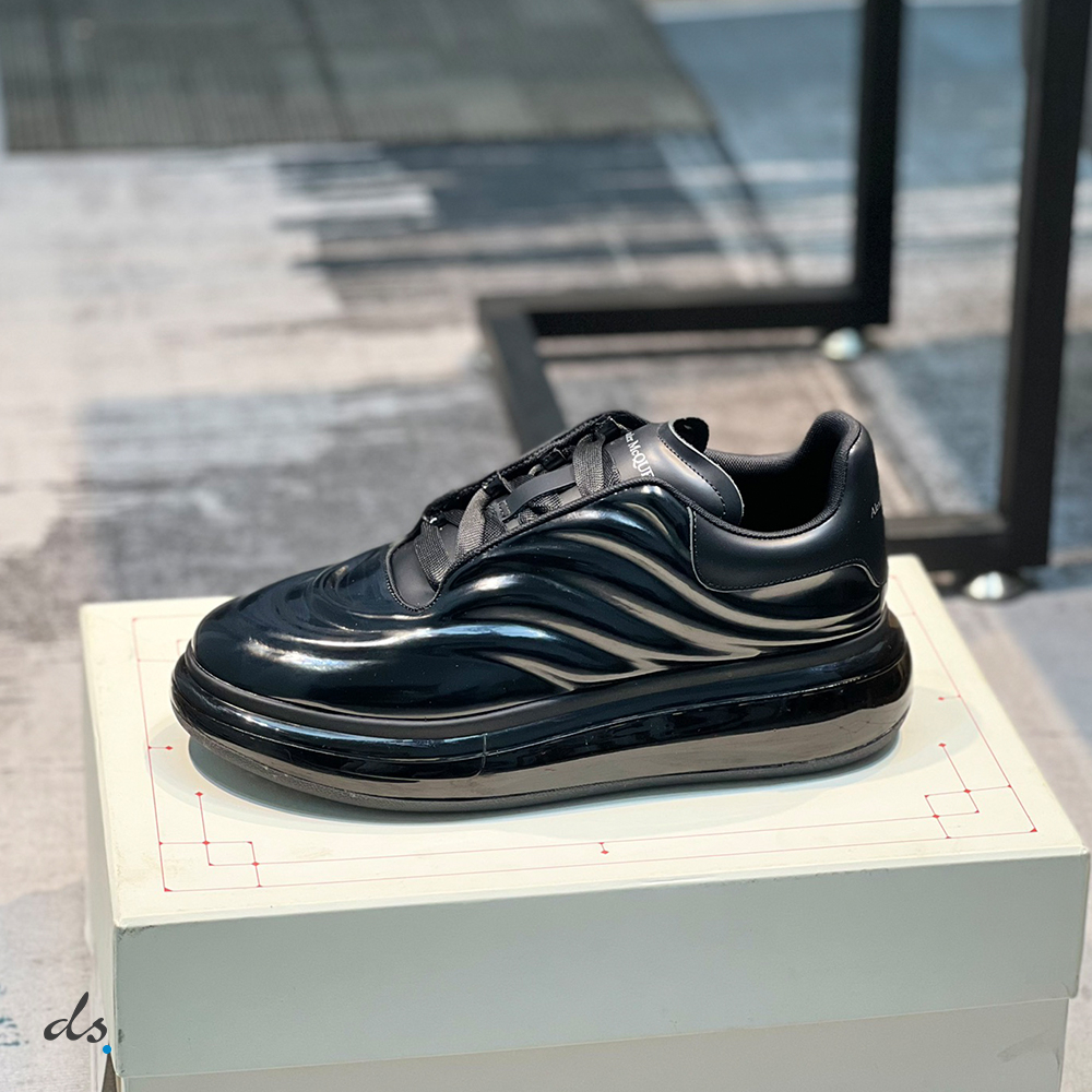 Alexander McQueen Oversized Sneaker in Black (1)