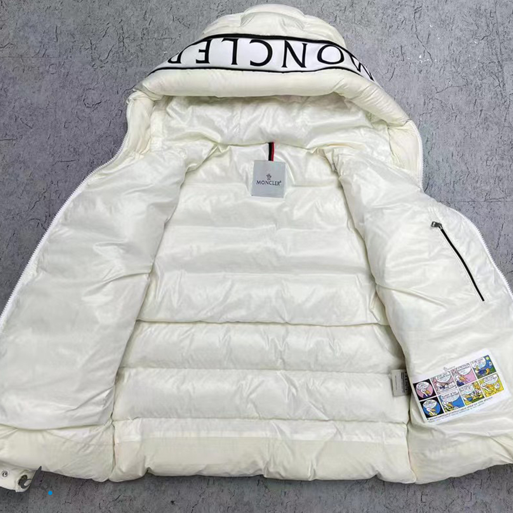 Moncler Cardere Short Down Jacket White (7)