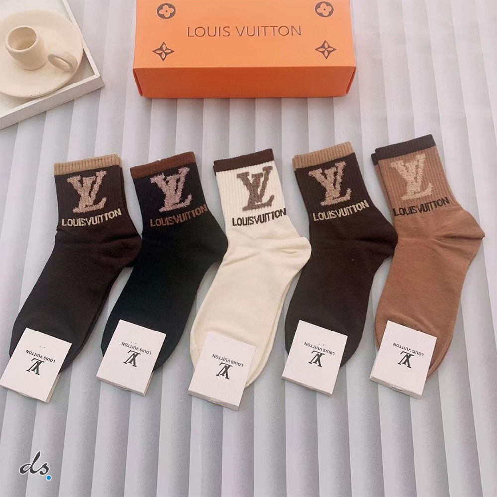 LOUIS VUITTON ONE BOX AND FIVE PAIRS MID LENGTH SOCKS (2)