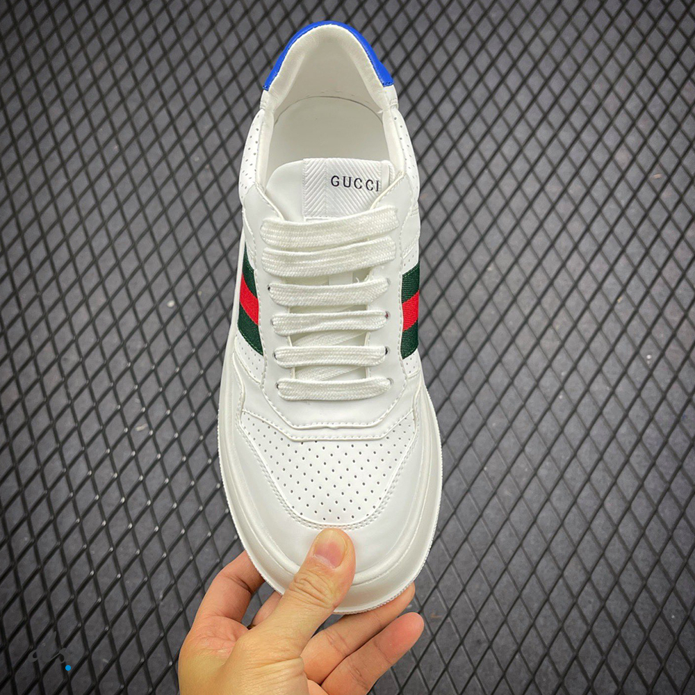 Gucci sneaker with Web (3)
