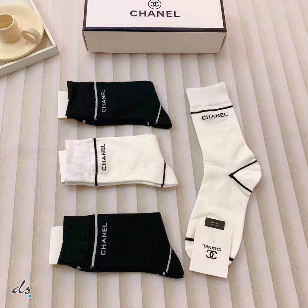 CHANEL ONE BOX AND FOUR PAIRS CLASSIC MID LENGTH SOCKS WHITE AND BLACK (3)