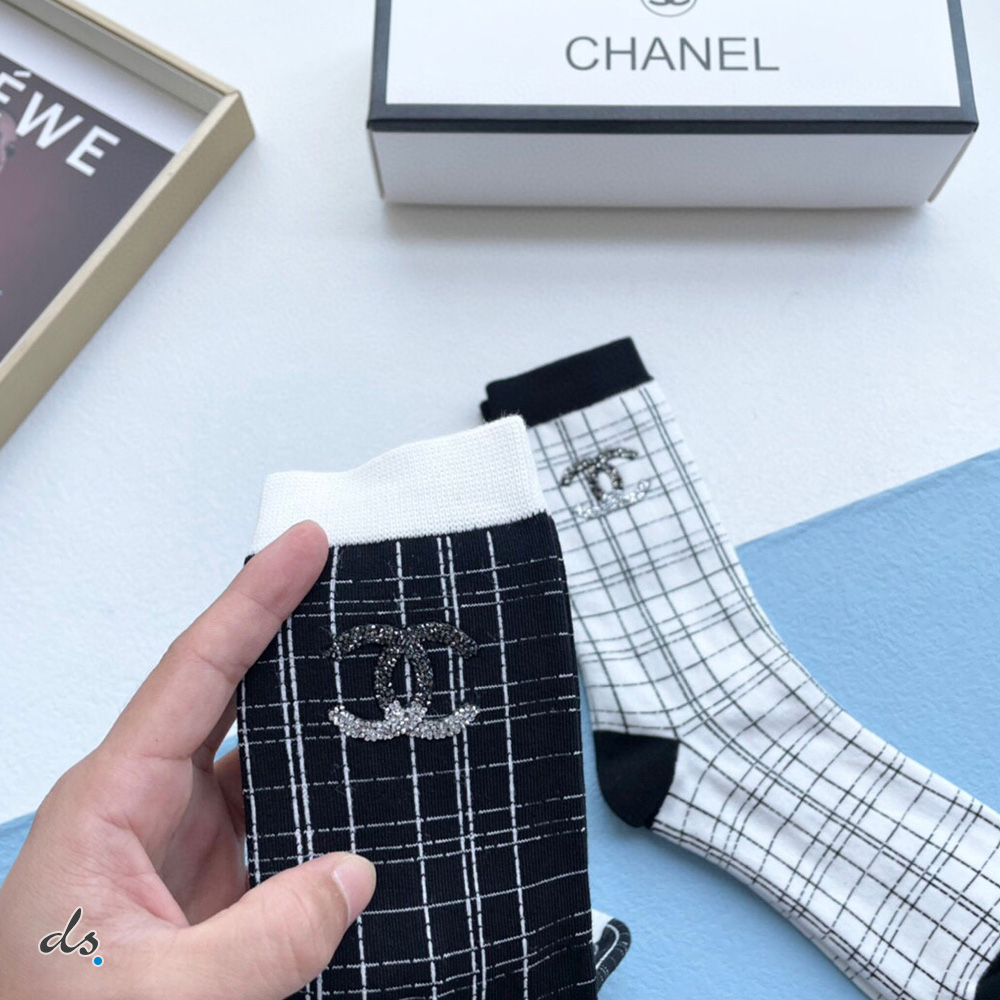 CHANEL ONE BOX AND TWO PAIRS HIGH SOCKS BLACK AND WHITE (3)