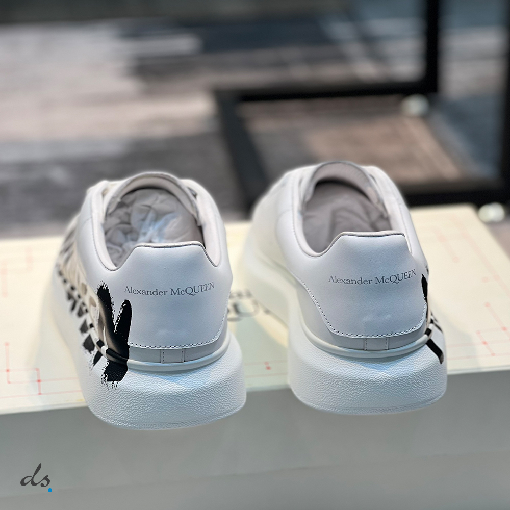 Alexander McQueen Graffiti Oversized Sneaker in White (7)
