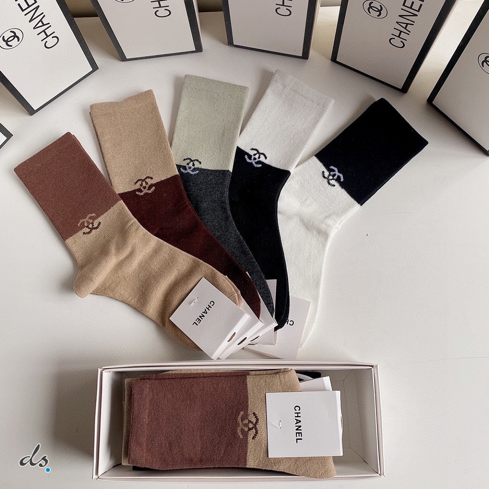 CHANEL ONE BOX AND FOUR PAIRS CLASSIC HIGH LENGTH SOCKS  (4)