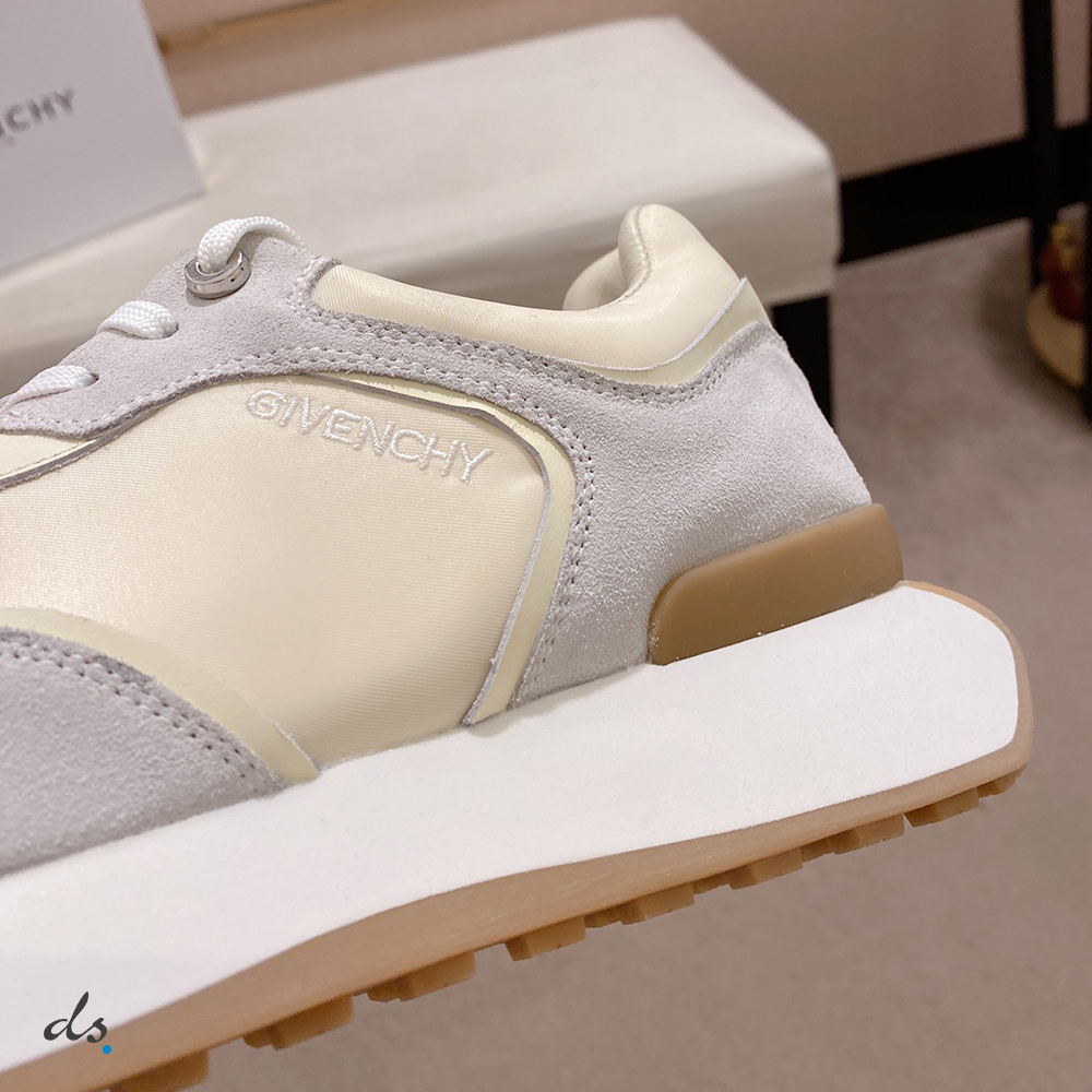 GIVENCHY GIV Runner sneakers in suede, leather and nylon Cream (6)