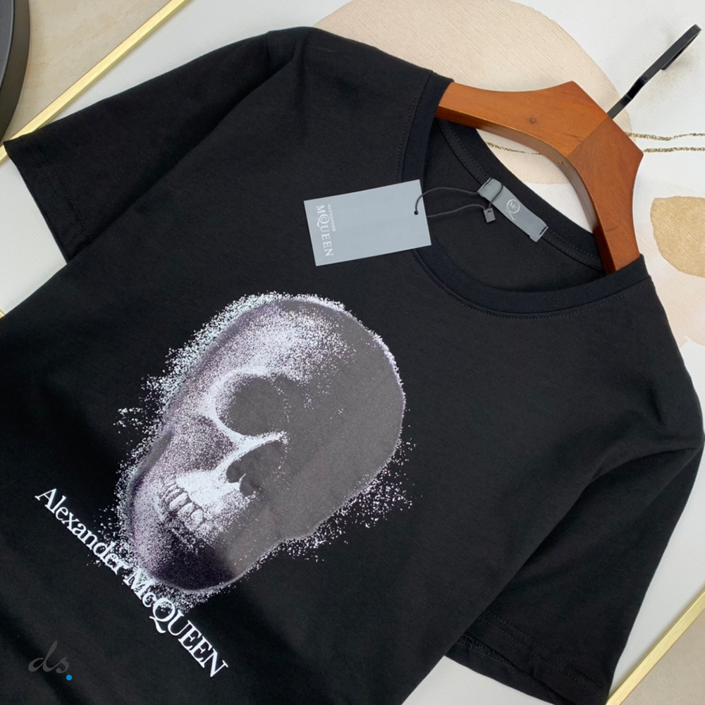 Alexander McQueen Mens Skull Motif T-shirt in Black (4)