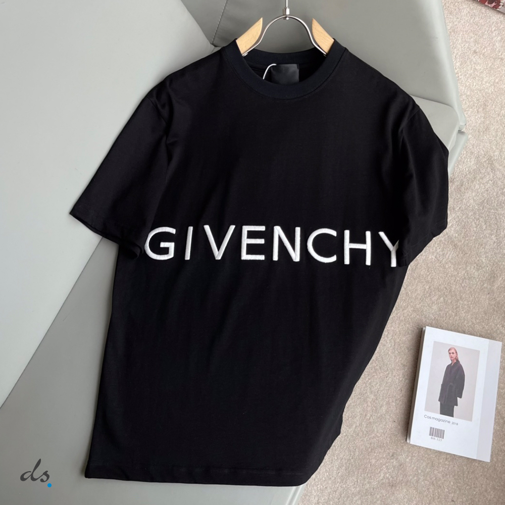 GIVENCHY 4G embroidered slim fit t-shirt (2)