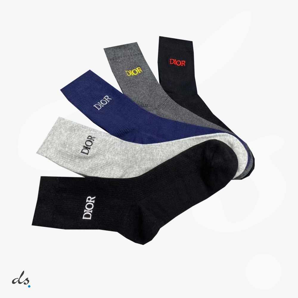 DIOR ONE BOX AND FIVE PAIRS CLASSIC HIGH LENGTH SOCKS (1)