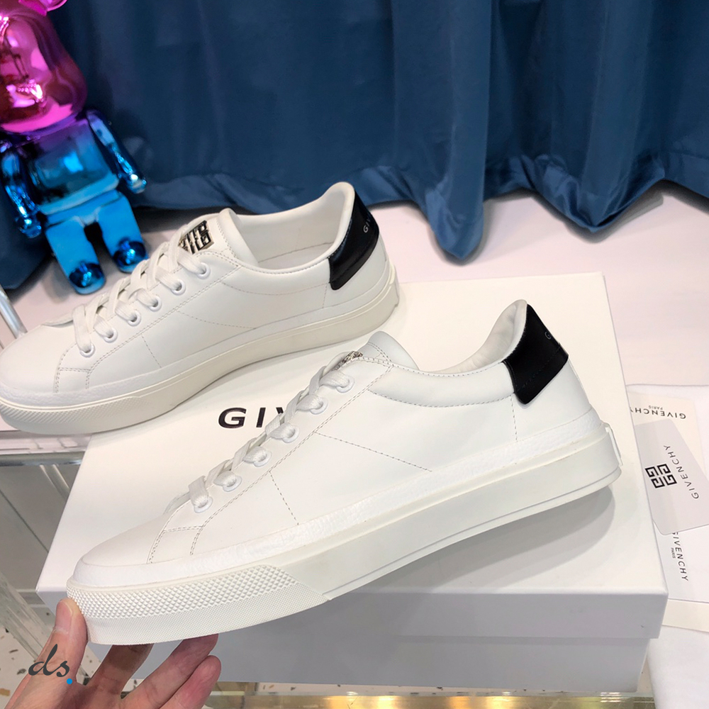 GIVENCHY Sneakers City sport in two tone leather (4)