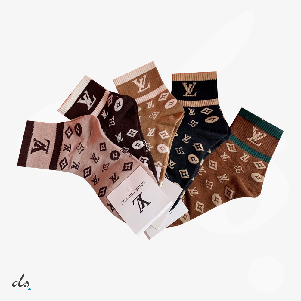 amizing offer LOUIS VUITTON ONE BOX AND FIVE PAIRS MID LENGTH SOCKS