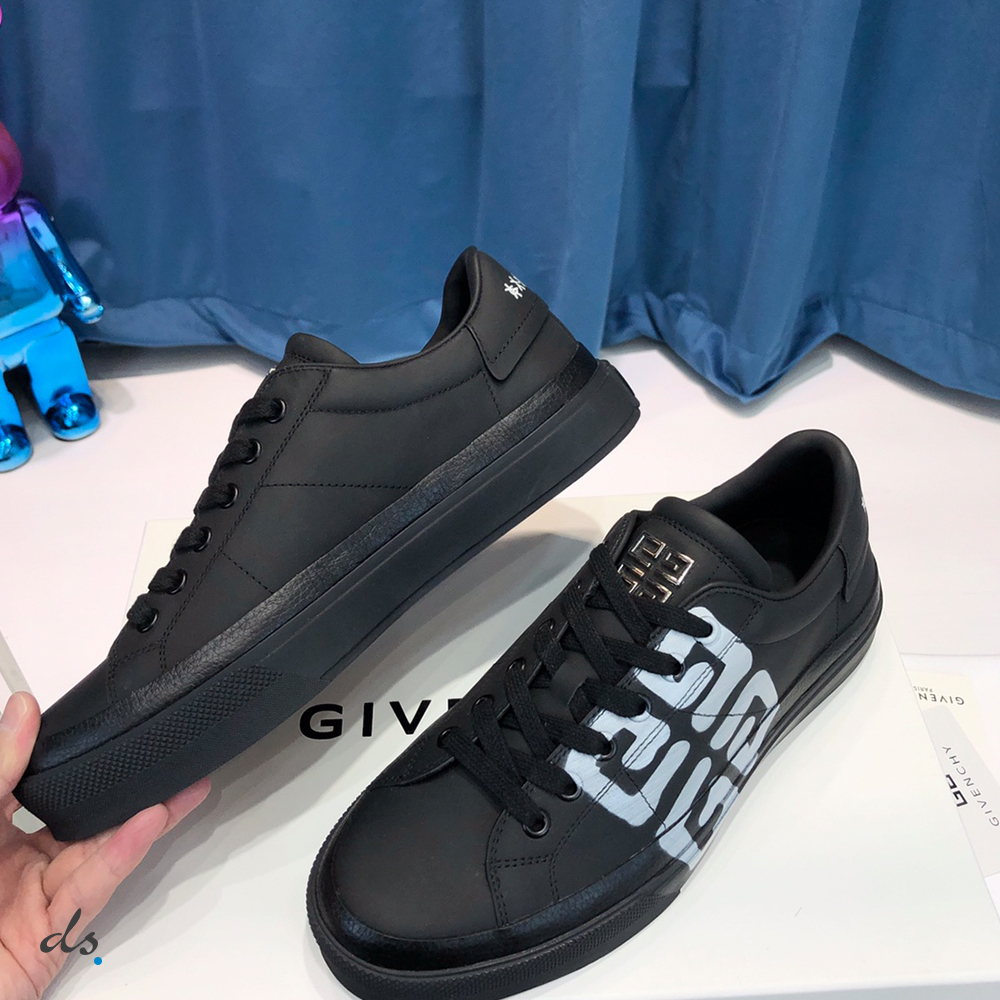 GIVENCHY Sneakers City sport in leather with tag effect 4G print Black (5)
